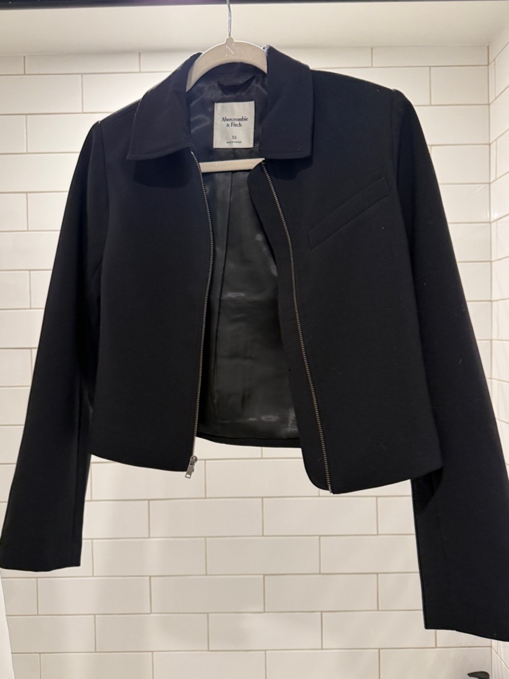 Abercrombie Cropped Blazer Jacket